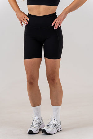 Slim High-Waisted Active Shorts Black, front