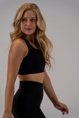 Structured Sports Bra Black, front, view 3