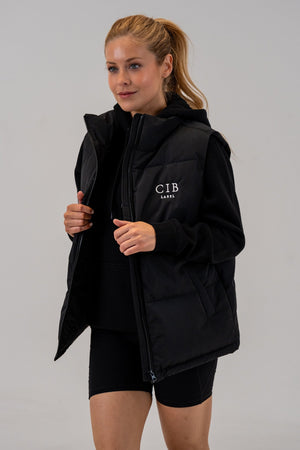 Women's 630-Fill Down Puffer Vest Black, front, alternate