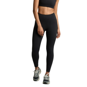 Seamless Leggings - Black, on model | CIB LABEL