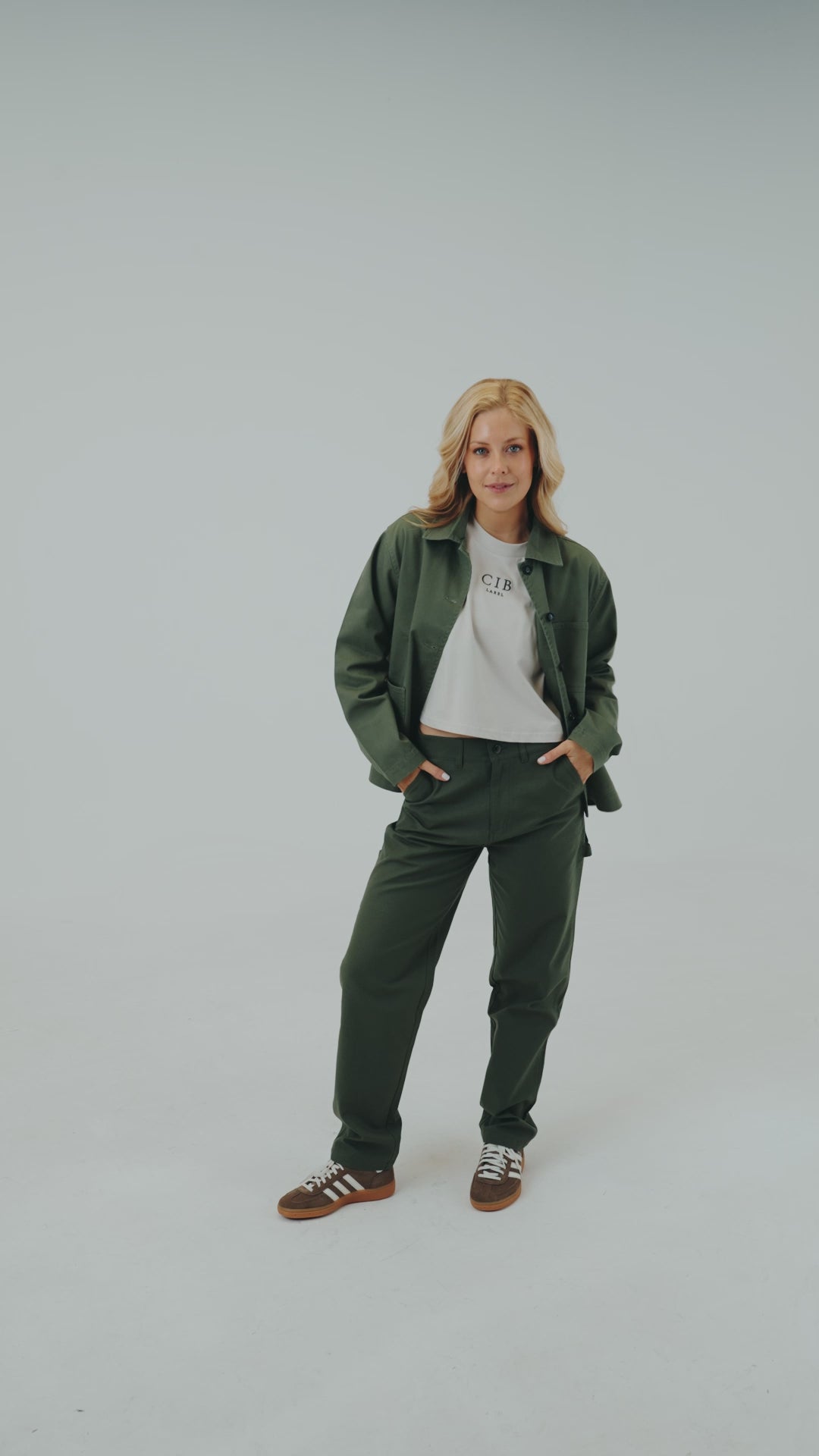 Women's Cotton Jacket Army, video