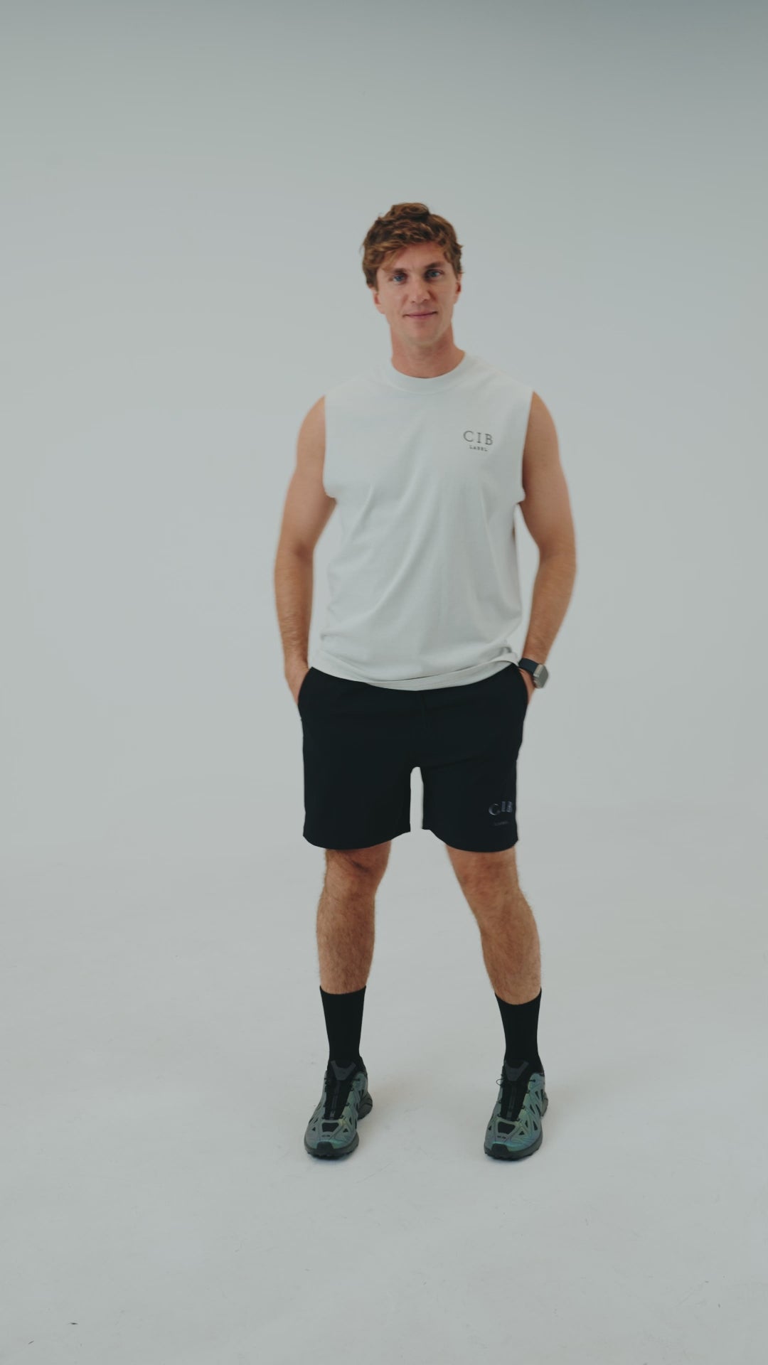 Heavyweight Cotton Tank Faded Bone, video